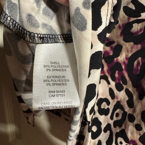 Calvin Klein Animal Print Flow Top - Picture 3 of 4